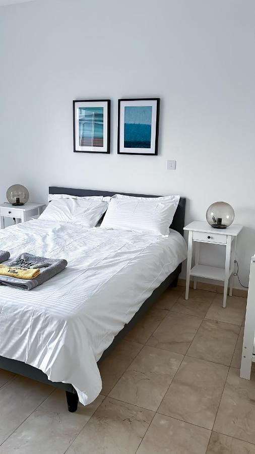 Grand Villa Lynn Seaview Ajía Nápa Kültér fotó