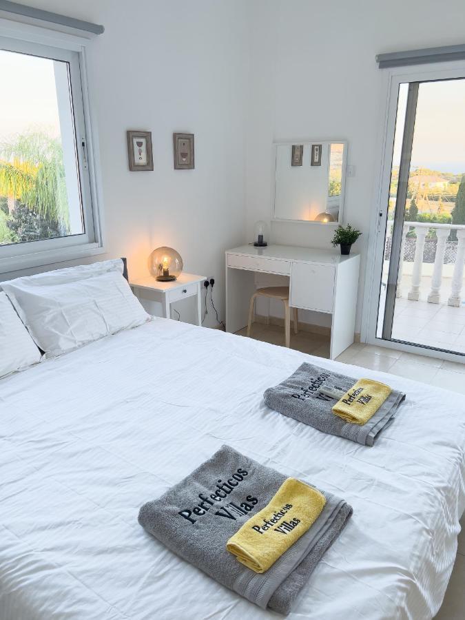 Grand Villa Lynn Seaview Ajía Nápa Kültér fotó