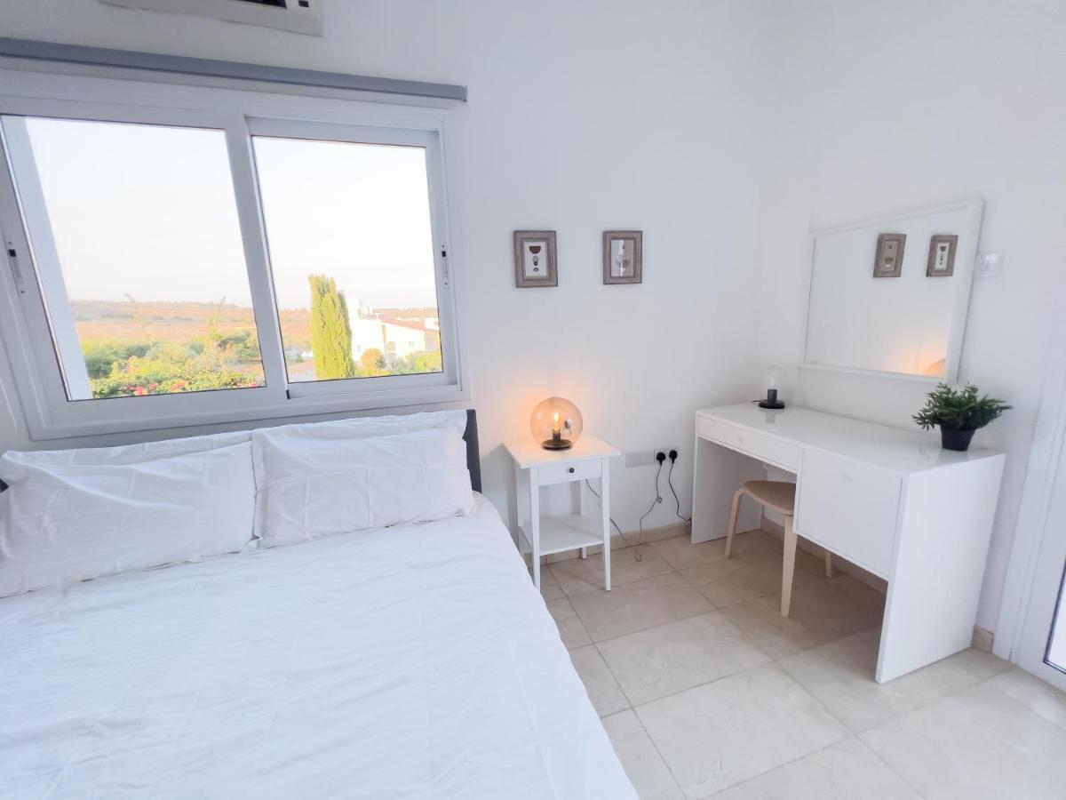 Grand Villa Lynn Seaview Ajía Nápa Kültér fotó