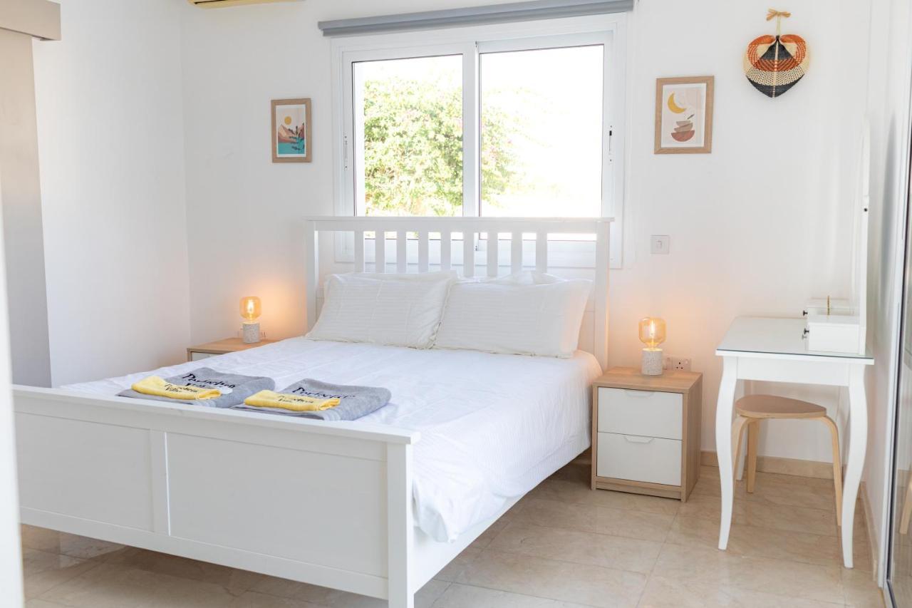 Grand Villa Lynn Seaview Ajía Nápa Kültér fotó
