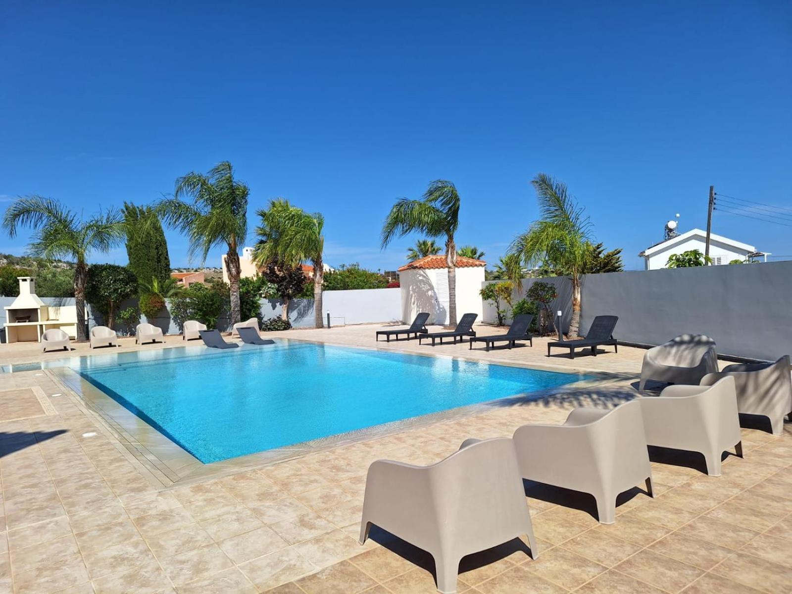 Grand Villa Lynn Seaview Ajía Nápa Kültér fotó